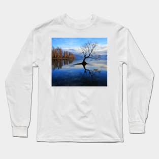 Wanaka Lake Tree Long Sleeve T-Shirt